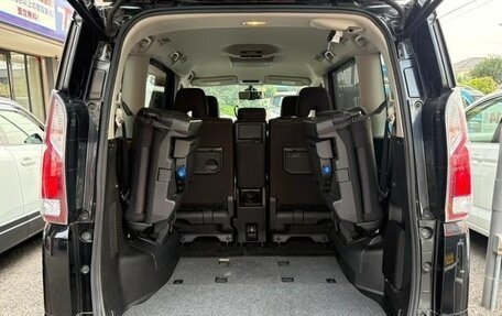 Nissan Serena IV, 2018 год, 1 300 100 рублей, 6 фотография