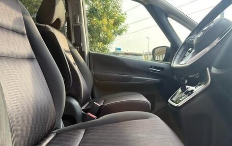 Nissan Serena IV, 2018 год, 1 300 100 рублей, 12 фотография