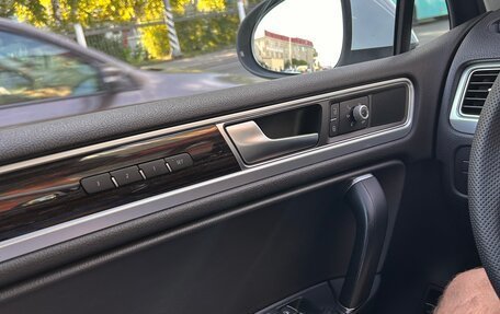 Volkswagen Touareg III, 2014 год, 2 950 000 рублей, 13 фотография