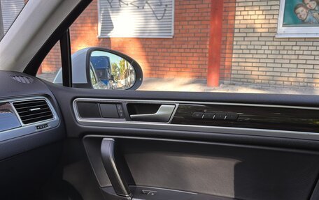 Volkswagen Touareg III, 2014 год, 2 950 000 рублей, 12 фотография