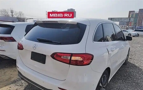 Mercedes-Benz B-Класс, 2021 год, 1 635 000 рублей, 6 фотография