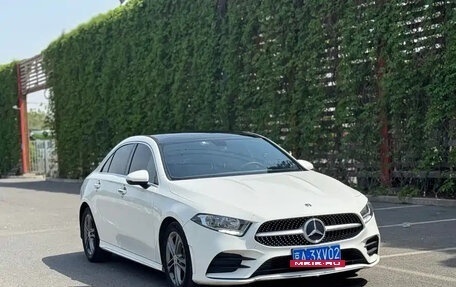 Mercedes-Benz A-Класс, 2022 год, 1 530 000 рублей, 3 фотография