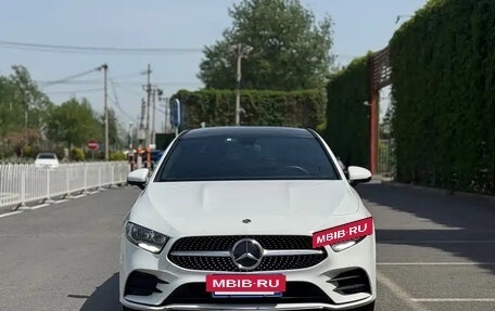Mercedes-Benz A-Класс, 2022 год, 1 530 000 рублей, 2 фотография