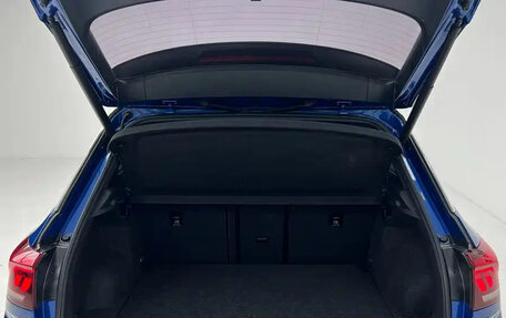 Volkswagen T-Roc I, 2023 год, 1 740 000 рублей, 15 фотография
