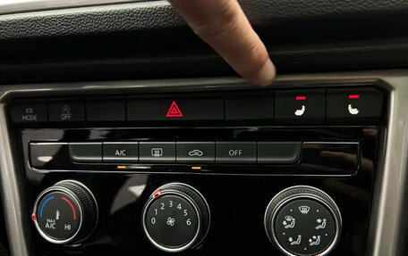 Volkswagen T-Roc I, 2023 год, 1 740 000 рублей, 18 фотография