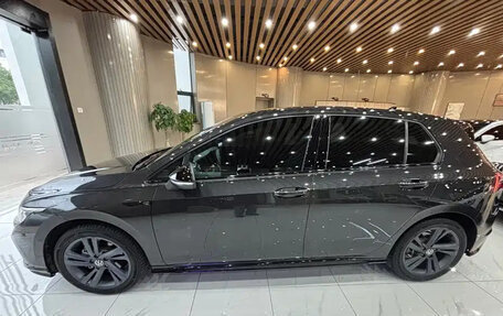 Volkswagen Golf VIII, 2023 год, 1 840 000 рублей, 4 фотография