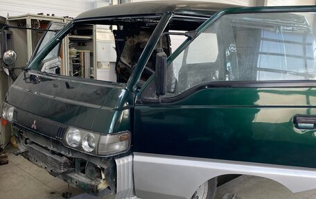 Mitsubishi Delica III, 1994 год, 1 300 000 рублей, 3 фотография