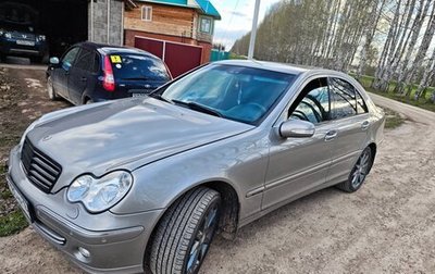 Mercedes-Benz C-Класс, 2006 год, 440 000 рублей, 1 фотография