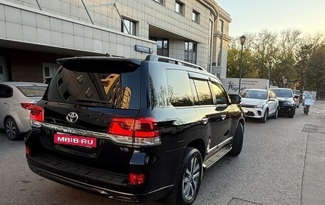 Toyota Land Cruiser 200, 2018 год, 8 000 000 рублей, 5 фотография