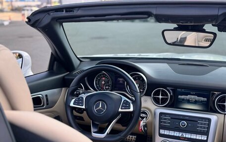 Mercedes-Benz SLC, 2017 год, 5 550 000 рублей, 29 фотография