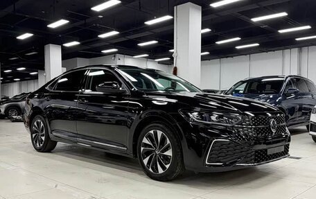 Volkswagen Passat B8 рестайлинг, 2023 год, 1 850 000 рублей, 9 фотография