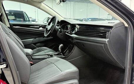 Volkswagen Passat B8 рестайлинг, 2023 год, 1 850 000 рублей, 4 фотография