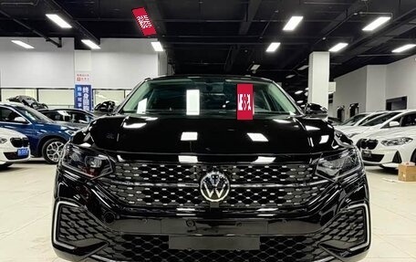 Volkswagen Passat B8 рестайлинг, 2023 год, 1 850 000 рублей, 13 фотография