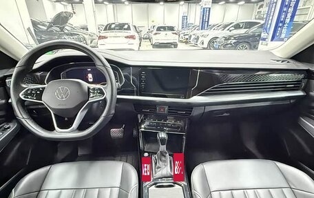 Volkswagen Passat B8 рестайлинг, 2023 год, 1 850 000 рублей, 2 фотография
