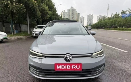 Volkswagen Golf VIII, 2022 год, 1 500 007 рублей, 2 фотография