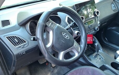 Hyundai ix35 I рестайлинг, 2010 год, 700 000 рублей, 27 фотография