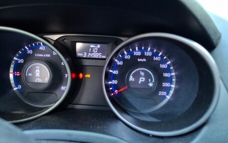 Hyundai ix35 I рестайлинг, 2010 год, 700 000 рублей, 33 фотография