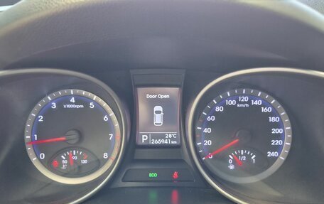 Hyundai Santa Fe III рестайлинг, 2012 год, 1 500 000 рублей, 10 фотография