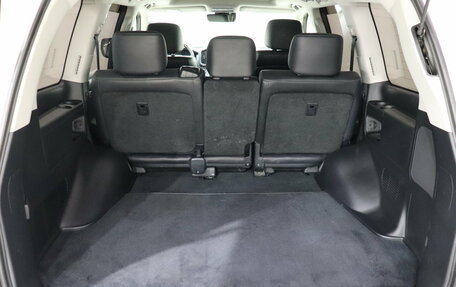 Toyota Land Cruiser 200, 2015 год, 4 980 000 рублей, 8 фотография