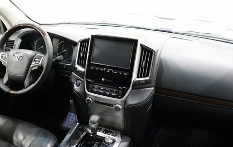 Toyota Land Cruiser 200, 2015 год, 4 980 000 рублей, 12 фотография