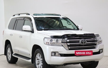 Toyota Land Cruiser 200, 2015 год, 4 980 000 рублей, 2 фотография