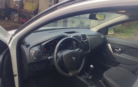 Renault Sandero II рестайлинг, 2014 год, 950 000 рублей, 9 фотография