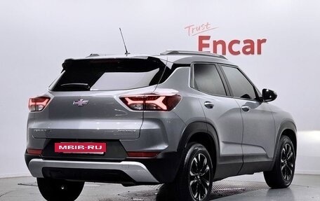 Chevrolet TrailBlazer, 2022 год, 1 700 000 рублей, 2 фотография