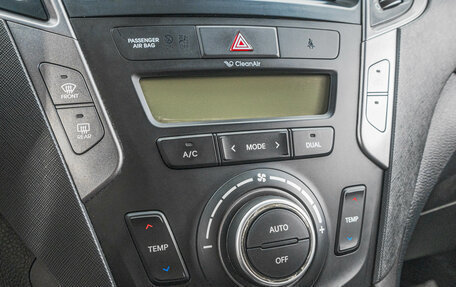 Hyundai Santa Fe III рестайлинг, 2013 год, 1 829 000 рублей, 20 фотография