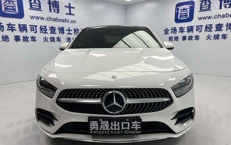 Mercedes-Benz A-Класс, 2022 год, 1 633 000 рублей, 2 фотография