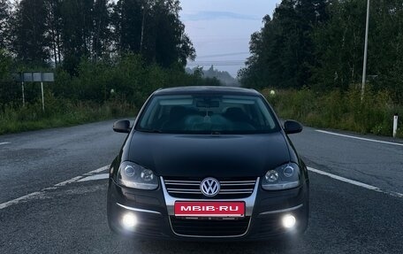 Volkswagen Jetta VI, 2008 год, 590 000 рублей, 1 фотография