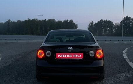 Volkswagen Jetta VI, 2008 год, 590 000 рублей, 5 фотография