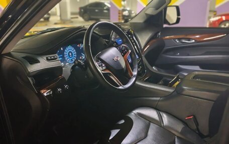 Cadillac Escalade IV, 2018 год, 6 100 000 рублей, 4 фотография