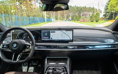 BMW 7 серия, 2025 год, 13 780 000 рублей, 11 фотография