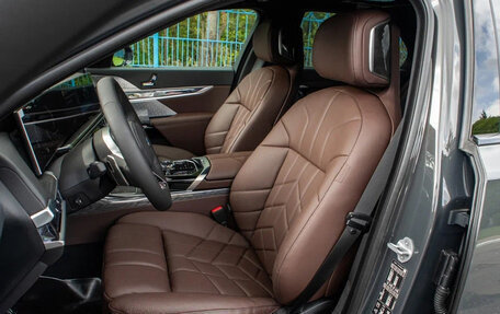 BMW 7 серия, 2025 год, 13 780 000 рублей, 13 фотография