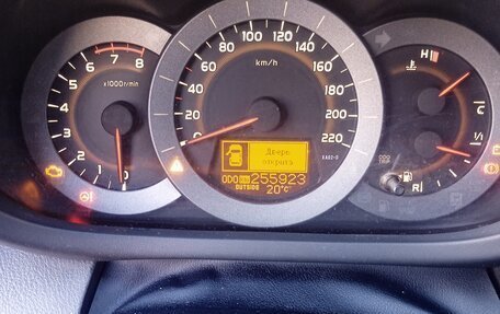 Toyota RAV4, 2010 год, 1 050 000 рублей, 9 фотография