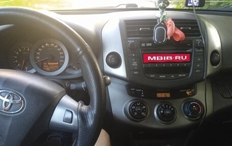 Toyota RAV4, 2010 год, 1 050 000 рублей, 14 фотография
