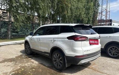 Geely Atlas, 2023 год, 1 550 000 рублей, 2 фотография