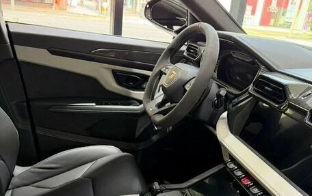 Lamborghini Urus I, 2025 год, 35 500 000 рублей, 11 фотография