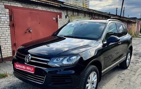 Volkswagen Touareg III, 2011 год, 3 000 000 рублей, 1 фотография