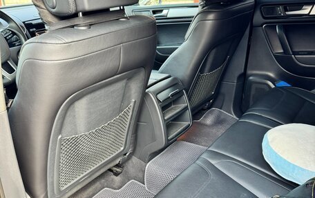 Volkswagen Touareg III, 2011 год, 3 000 000 рублей, 7 фотография