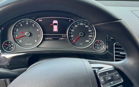 Volkswagen Touareg III, 2011 год, 3 000 000 рублей, 12 фотография
