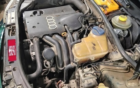 Audi A4, 1998 год, 230 000 рублей, 10 фотография