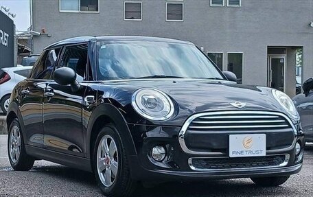MINI Hatch, 2016 год, 750 000 рублей, 1 фотография