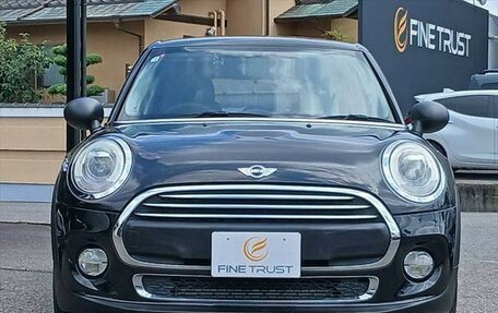 MINI Hatch, 2016 год, 750 000 рублей, 2 фотография