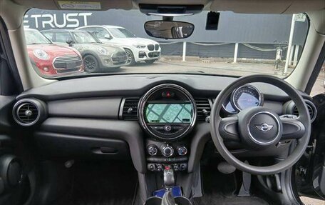 MINI Hatch, 2016 год, 750 000 рублей, 6 фотография
