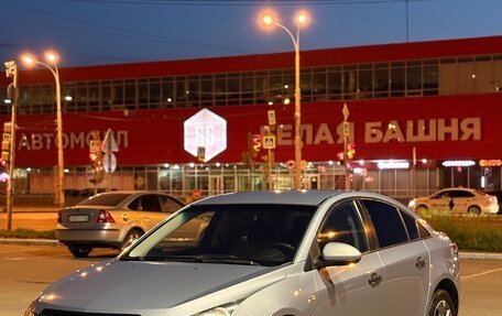 Chevrolet Cruze II, 2011 год, 520 000 рублей, 2 фотография