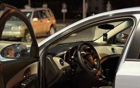Chevrolet Cruze II, 2011 год, 520 000 рублей, 6 фотография