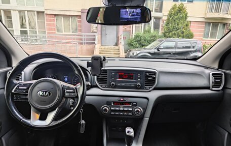KIA Sportage IV рестайлинг, 2019 год, 1 800 000 рублей, 6 фотография