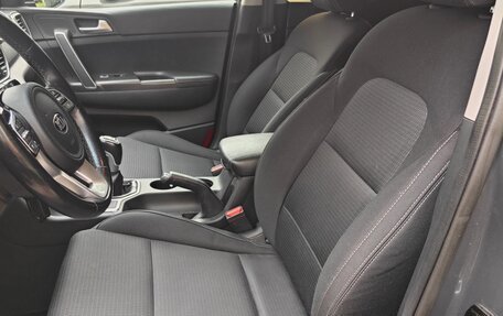 KIA Sportage IV рестайлинг, 2019 год, 1 800 000 рублей, 5 фотография
