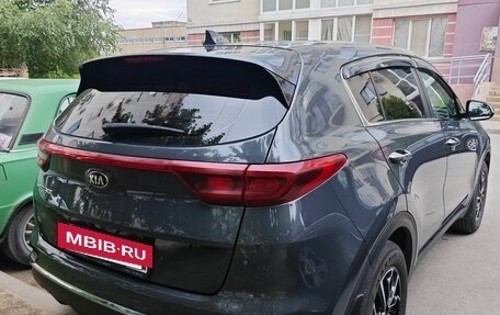 KIA Sportage IV рестайлинг, 2019 год, 1 800 000 рублей, 3 фотография